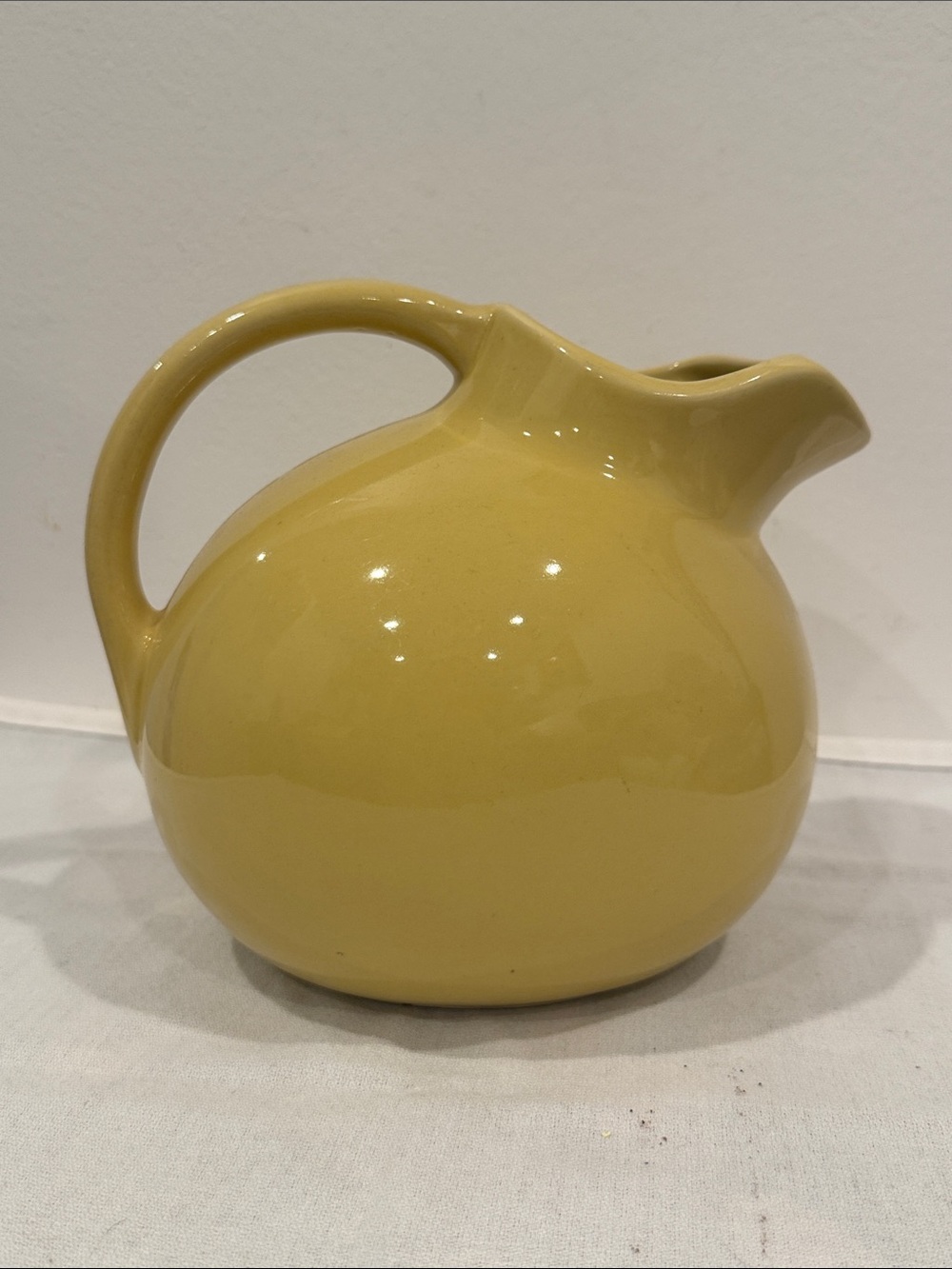 Vintage Hall Pottery Yellow Ball Pitcher #633, Ice Lip, 64 OZ. Made In USA